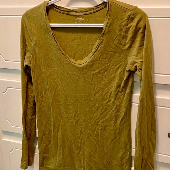 LOFT Tops - Loft long sleeve top. Olive green color.